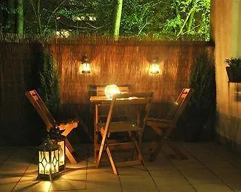 Anton House Guest House Warsaw Poland